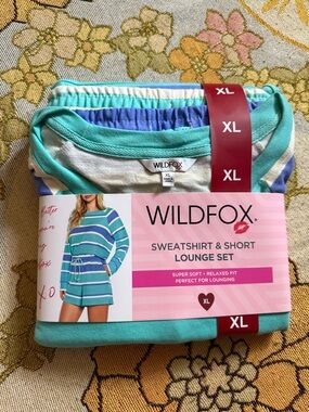 WILDFOX Teal, Turquoise & Blue Striped Sweatshirt & Short Lounge Set - XL